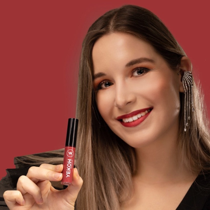 Rouge à lèvres liquide mat Pourpre - 6.5 ml